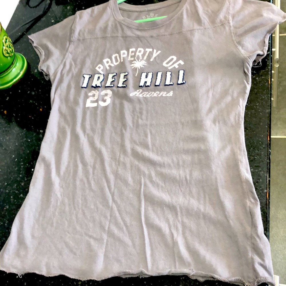 One tree hill tee shirt